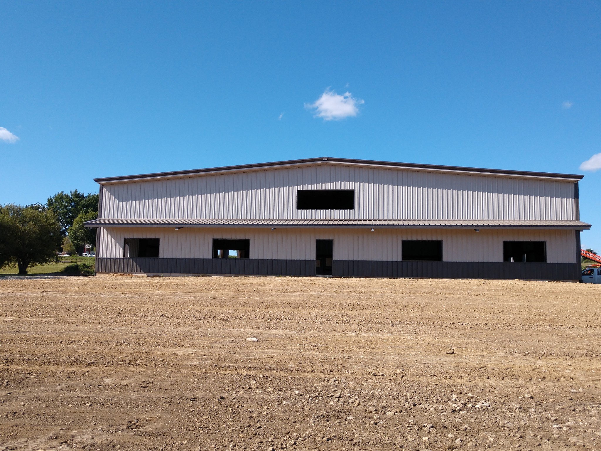Commercial Trucking with office I Tama, IA I - Topline Steel Buildings