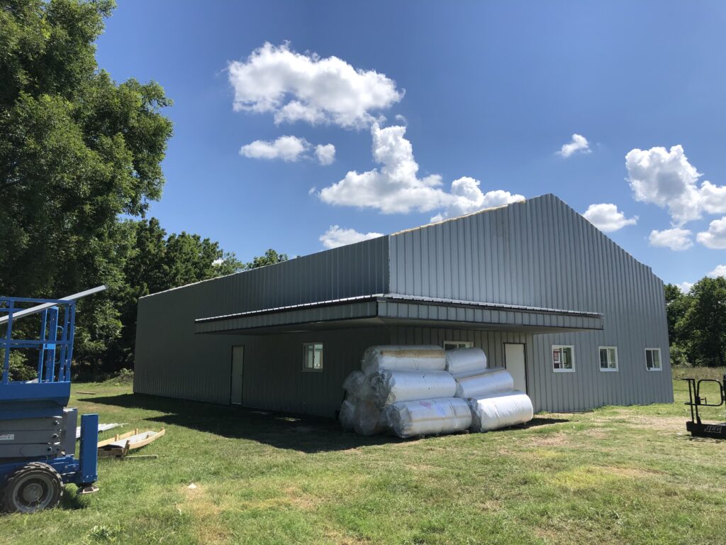 Steel building workshop