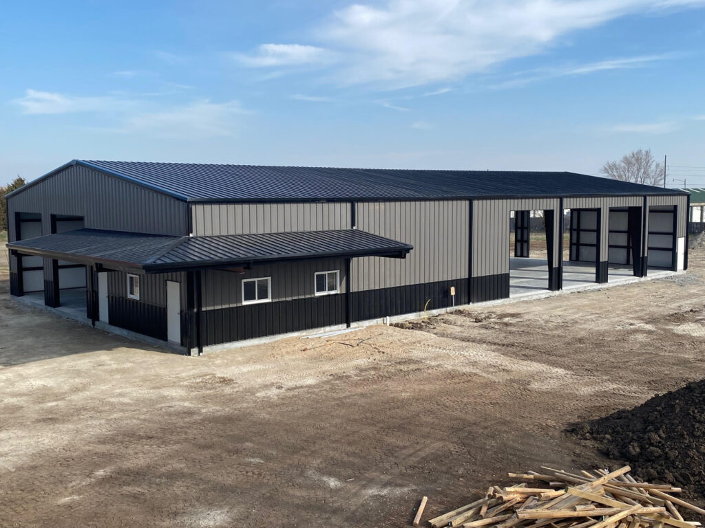 60'x120'x16'6 metal storage building in kansas from topline steel buildings