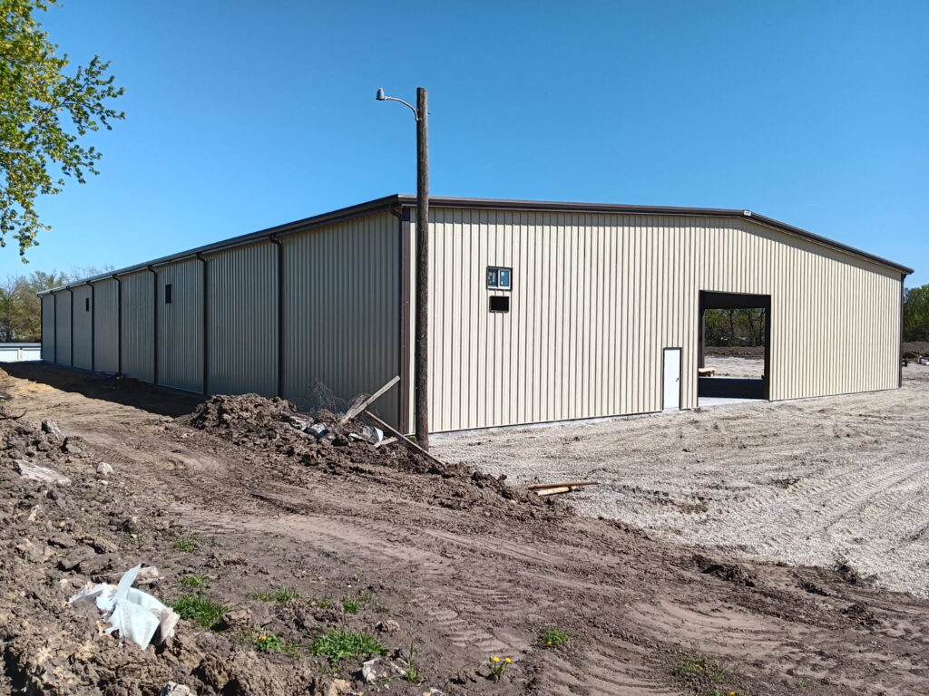 100'x200' steel storage building