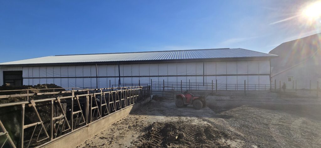 60'x130' livestock metal building