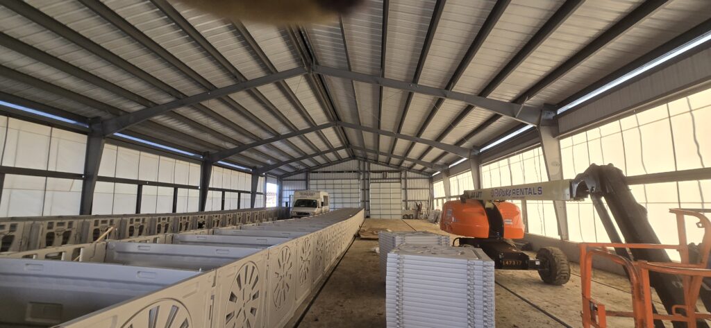 60'x130' livestock metal building