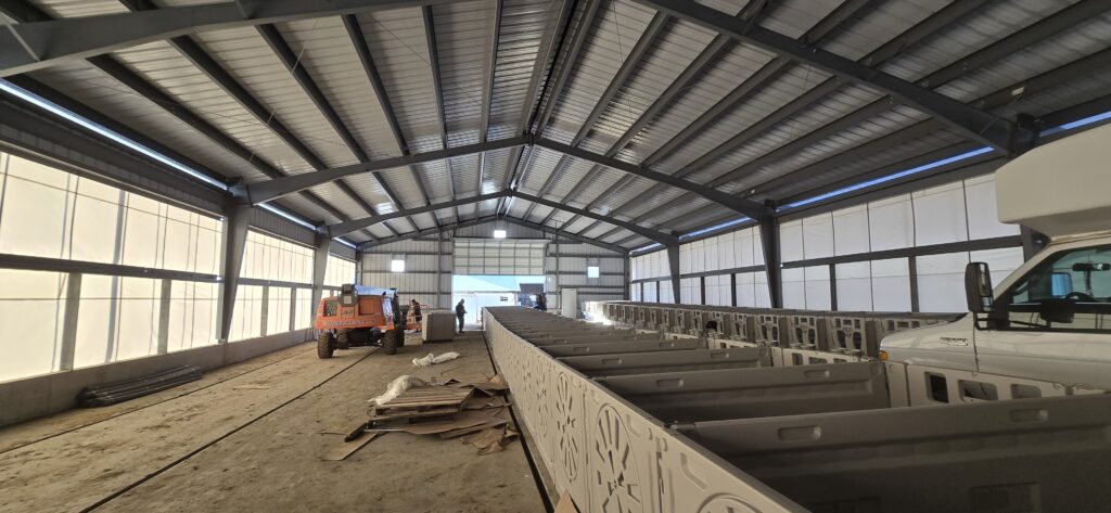 60'x130' livestock metal building