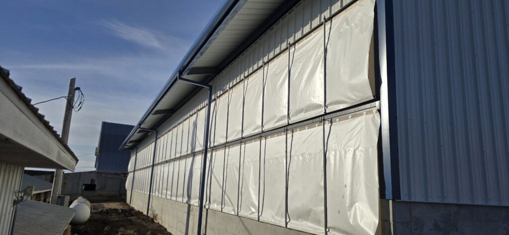 60'x130' livestock metal building
