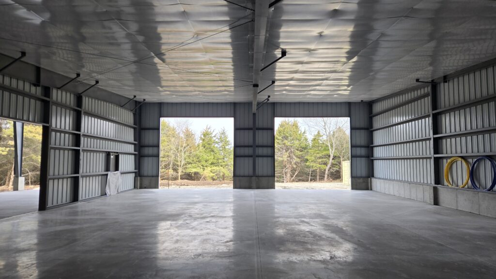 75'x100'x20' high side with 15'3 low side