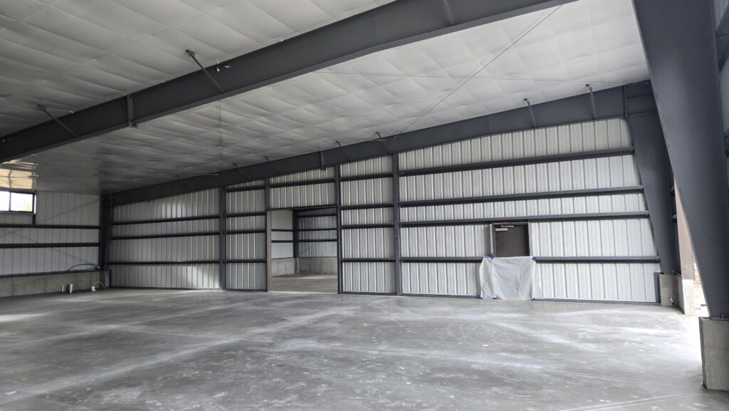 75'x100'x20' high side with 15'3 low side